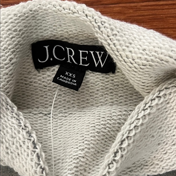J. Crew Classic Gray Crewneck Sweater (unisex) - Picture 2 of 5